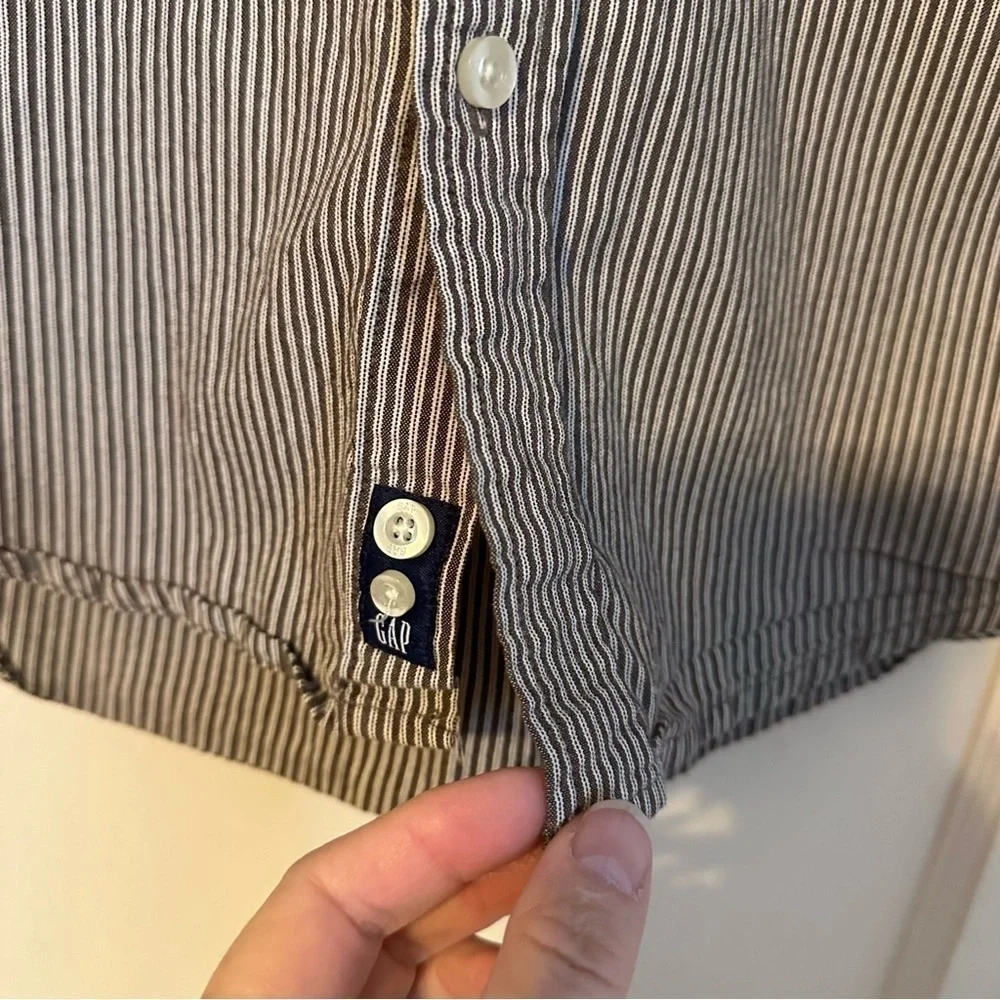 Gap Boy’s Shirt Brown & White Striped Button Down Size M